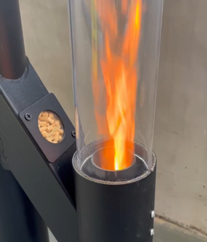 Terasový peletový hořák