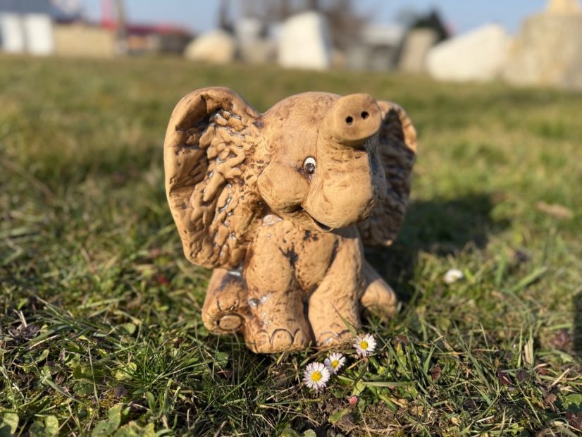 Keramická socha, Slon