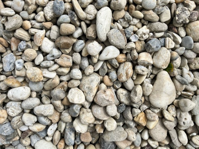 Říční oblázky (kačírek), 32-63 mm, Kg
