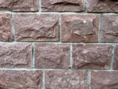 UK Pískovec, řezaný  štípaný přírodní obklad, šířka 12 cm, červený