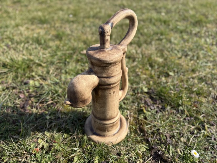 Keramická socha, Pumpa