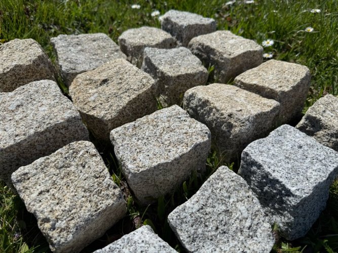 Žula kostky, 8-11 cm, Kg