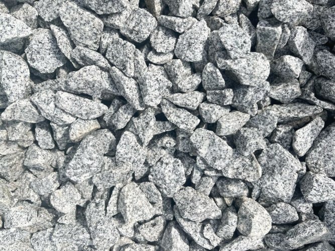 Granitová drť, Sůl a pepř, více frakcí - Frakce: 25-50 mm, 25 Kg