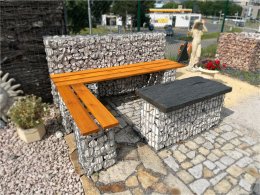 Realizace gabionové lavice - k vidění na naší prodejní ploše