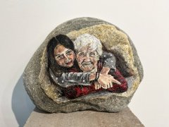 kámen Babička s vnučkou ( kresba dle předlohy )