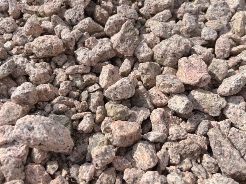 Granitová drť, Starorůžová, 16-32 mm, 1 tuna
