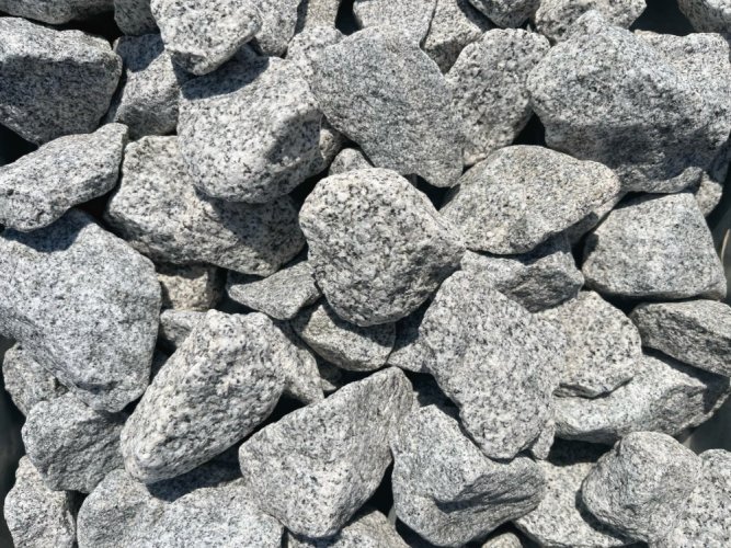 Granitová drť, Sůl a pepř, více frakcí - Frakce: 25-50 mm, 25 Kg